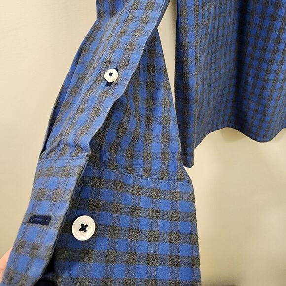 UNTUCKit blue and black check long sleeve button down shirt men's size medium - Picture 5 of 9